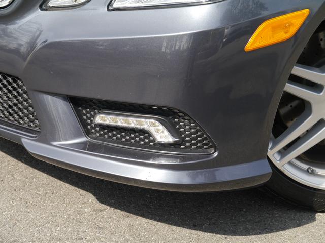 Mercedes-Benz E-Class 2011 photo 5