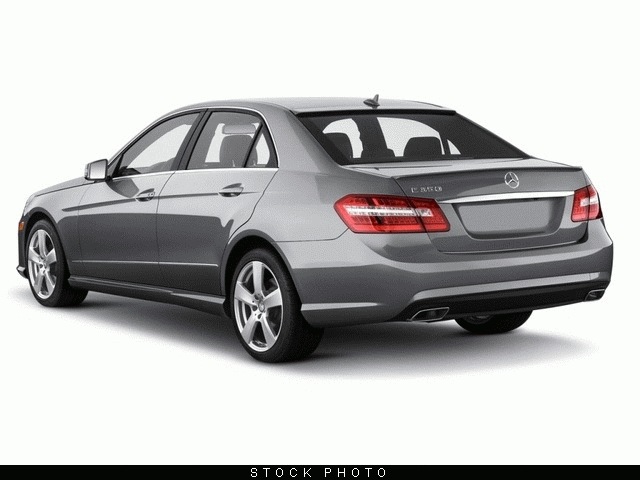 Mercedes-Benz E-Class 2011 photo 3