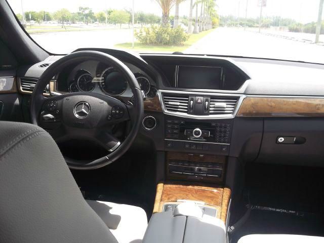 Mercedes-Benz E-Class 4dr Sdn GLS Turbo Manual Sedan