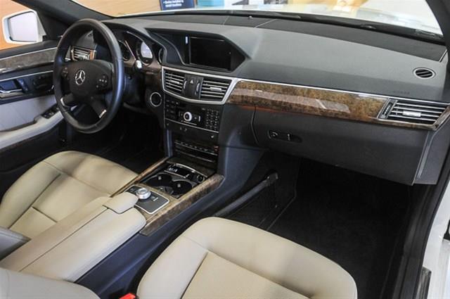 Mercedes-Benz E-Class 2011 photo 14