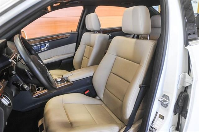 Mercedes-Benz E-Class 2011 photo 18