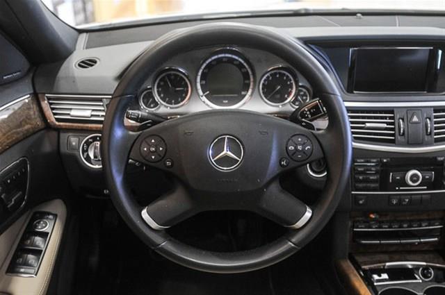 Mercedes-Benz E-Class 2011 photo 9