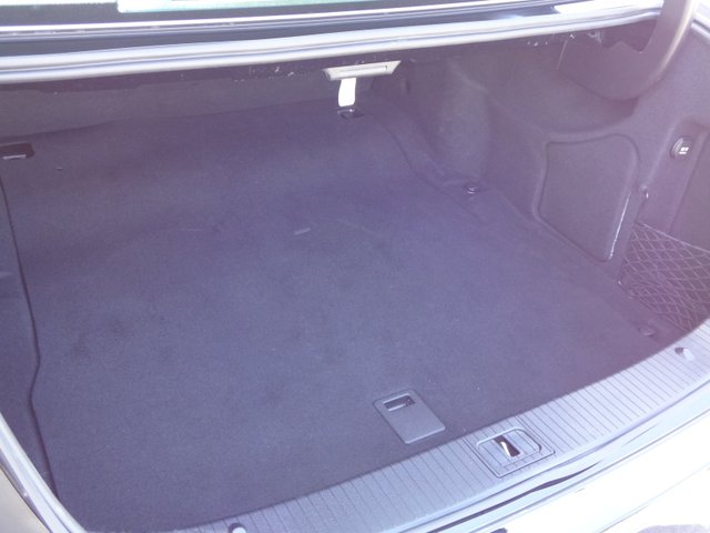 Mercedes-Benz E-Class 2011 photo 1