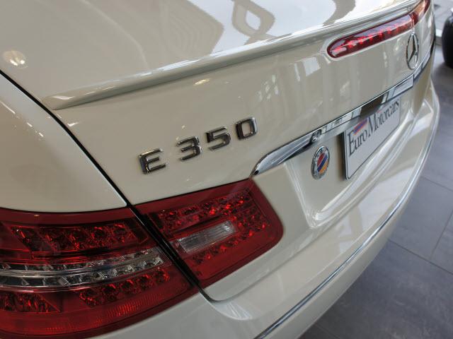 Mercedes-Benz E-Class 2011 photo 3