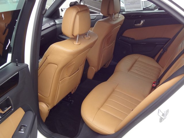 Mercedes-Benz E-Class 2011 photo 3