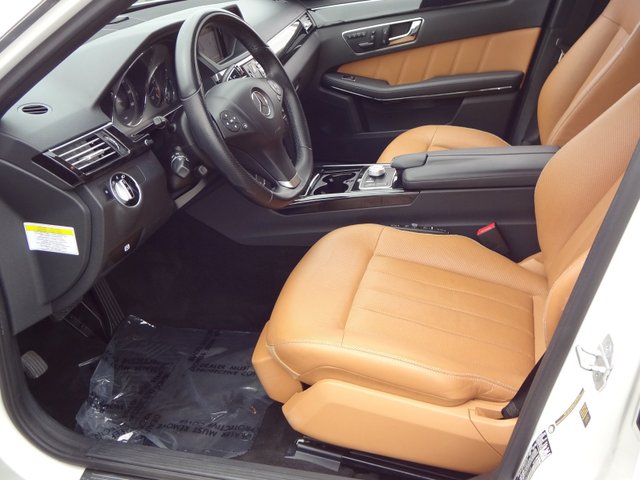 Mercedes-Benz E-Class 2011 photo 5