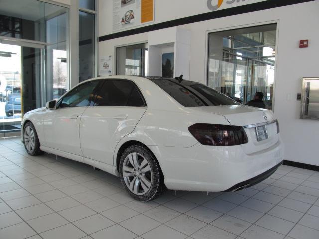 Mercedes-Benz E-Class 2011 photo 5