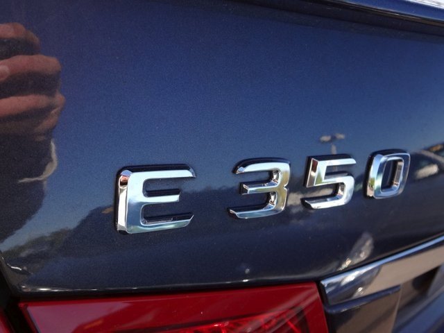 Mercedes-Benz E-Class 2011 photo 3