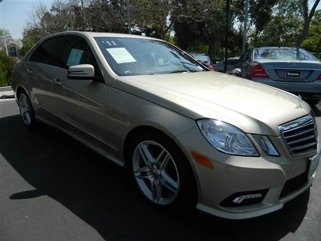 Mercedes-Benz E-Class 2011 photo 3