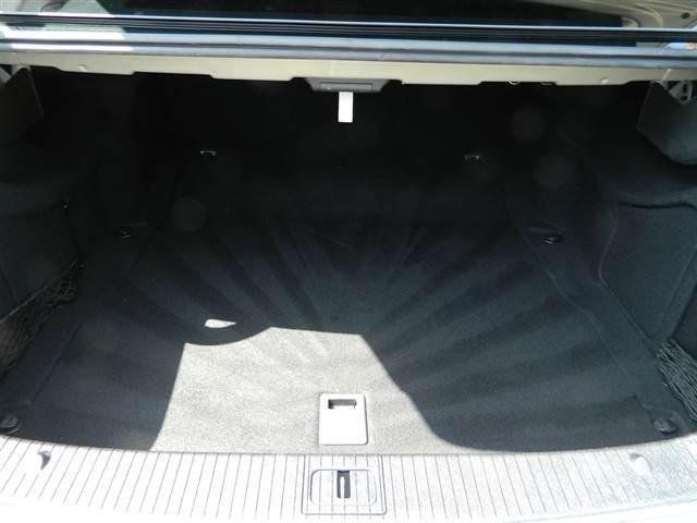 Mercedes-Benz E-Class 2011 photo 5