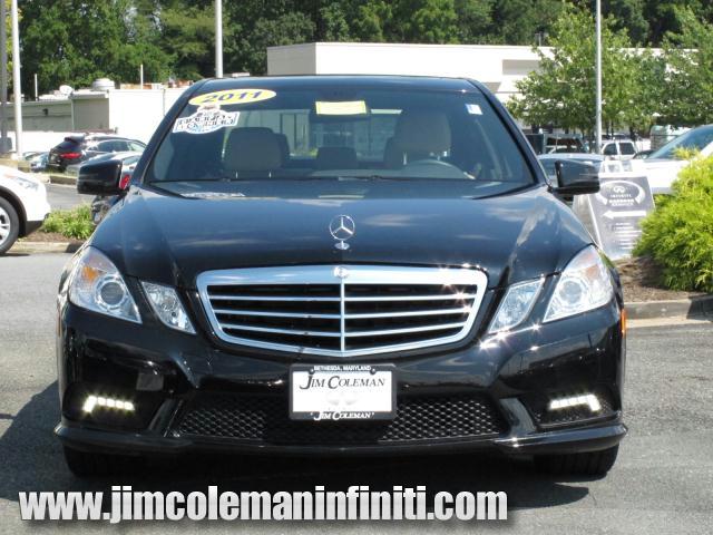Mercedes-Benz E-Class 2011 photo 3