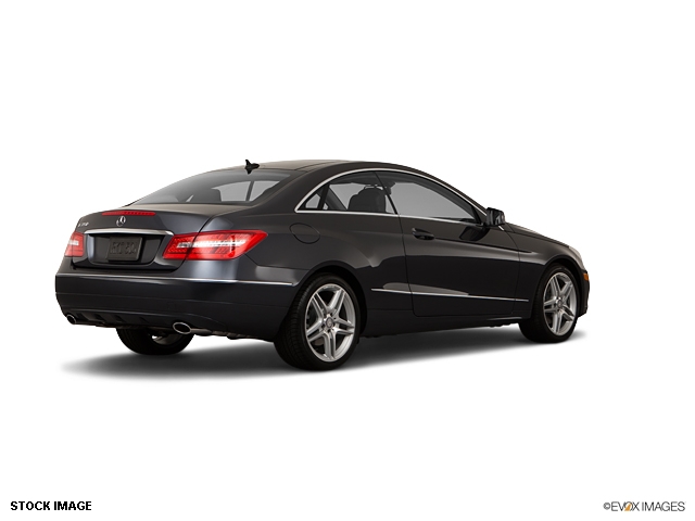 Mercedes-Benz E-Class 2011 photo 1