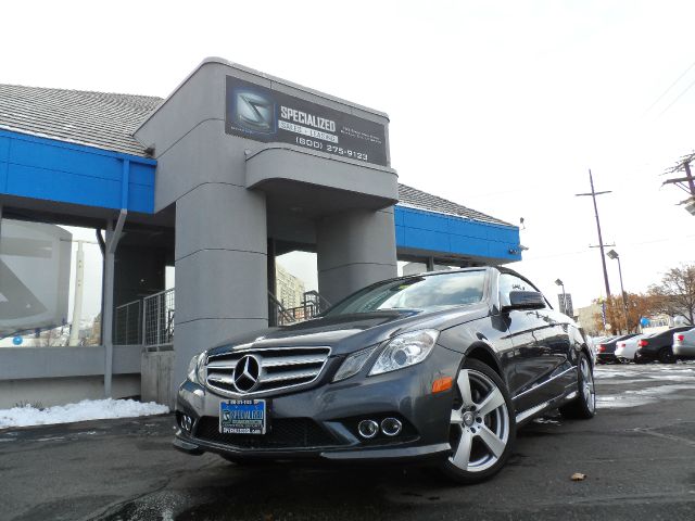 Mercedes-Benz E-Class 2011 photo 3