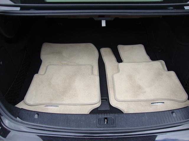 Mercedes-Benz E-Class 2011 photo 2