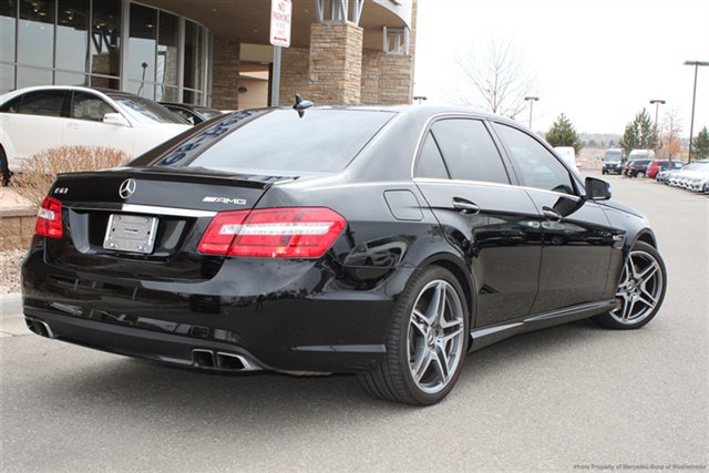 Mercedes-Benz E-Class 2011 photo 3