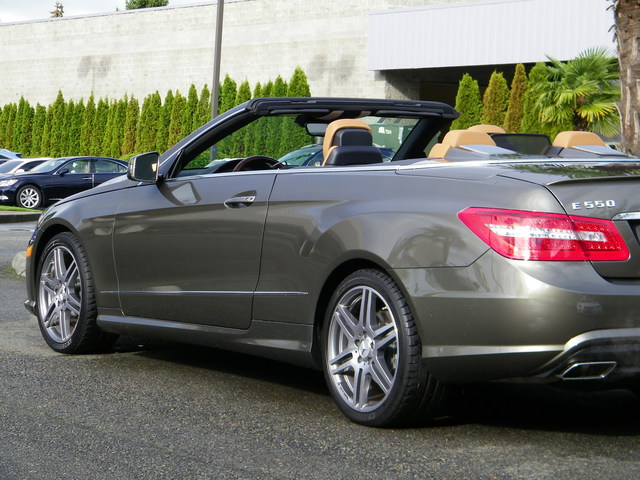 Mercedes-Benz E-Class 2011 photo 4