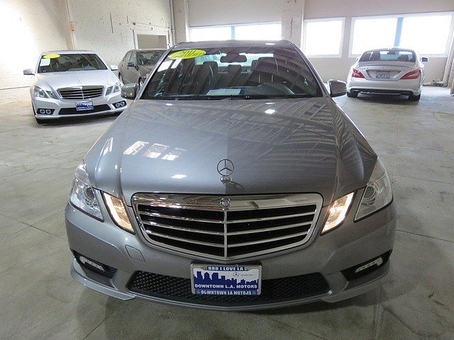 Mercedes-Benz E-Class 2011 photo 1