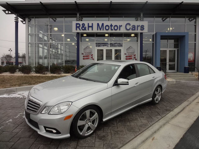 Mercedes-Benz E-Class 2011 photo 1