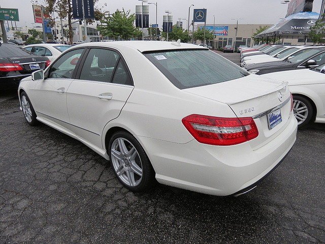 Mercedes-Benz E-Class 2011 photo 5