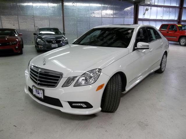 Mercedes-Benz E-Class 2011 photo 1