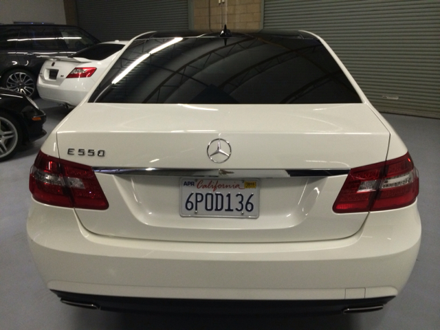 Mercedes-Benz E-Class 2011 photo 4