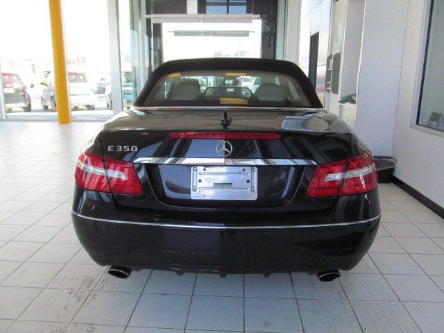 Mercedes-Benz E-Class 2011 photo 3