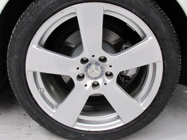 Mercedes-Benz E-Class 2011 photo 3