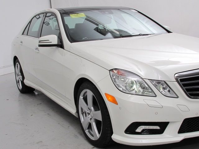 Mercedes-Benz E-Class 2011 photo 4