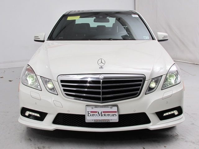 Mercedes-Benz E-Class 2011 photo 5