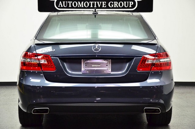 Mercedes-Benz E-Class 2011 photo 4