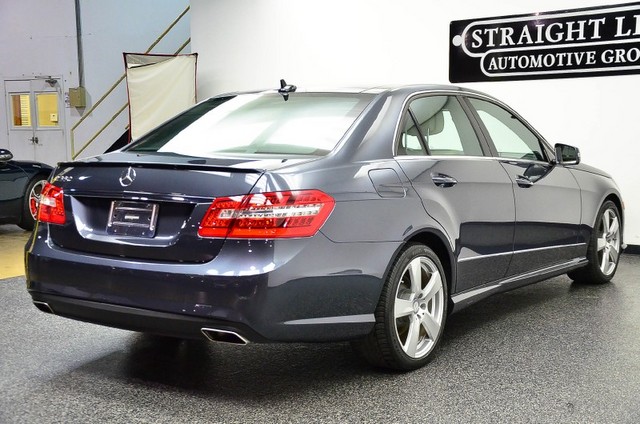 Mercedes-Benz E-Class 2011 photo 5