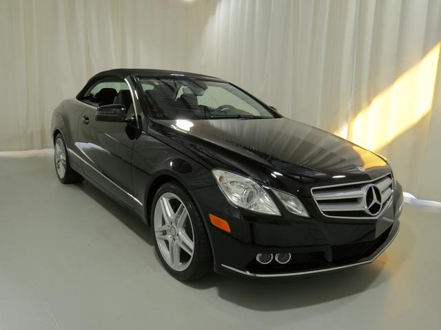 Mercedes-Benz E-Class 2011 photo 1