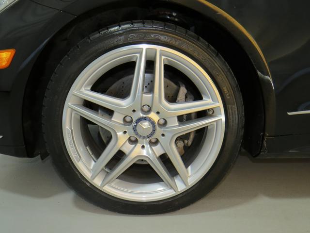 Mercedes-Benz E-Class 2011 photo 2