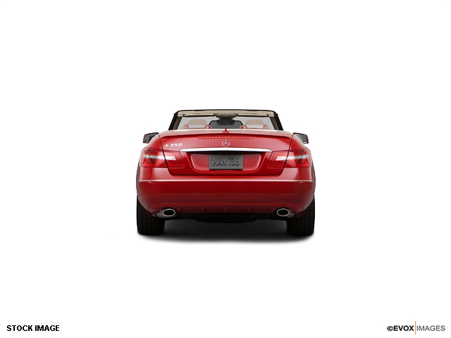 Mercedes-Benz E-Class 2011 photo 4