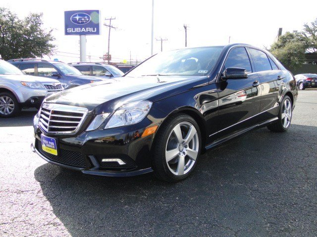 Mercedes-Benz E-Class 2011 photo 2