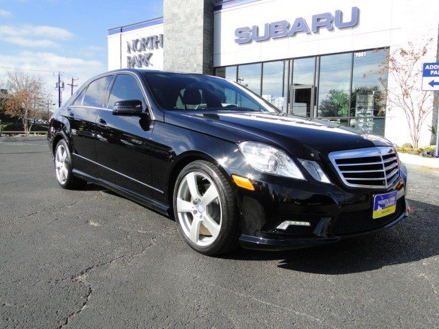 Mercedes-Benz E-Class 2011 photo 3