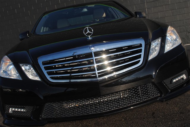 Mercedes-Benz E-Class 2011 photo 3