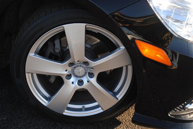 Mercedes-Benz E-Class 2011 photo 4