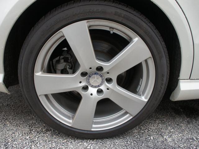 Mercedes-Benz E-Class 2011 photo 3