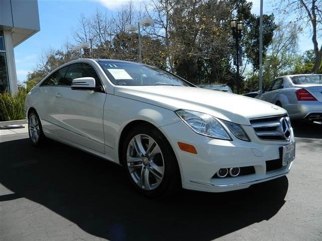 Mercedes-Benz E-Class 2011 photo 1