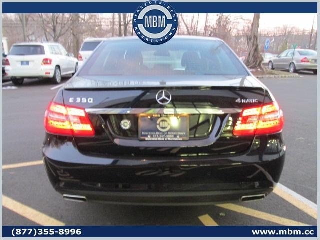 Mercedes-Benz E-Class 2011 photo 5