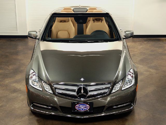 Mercedes-Benz E-Class 2012 photo 4