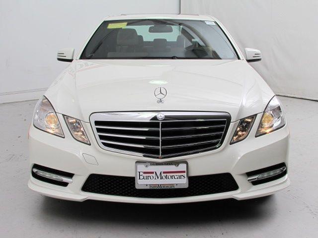 Mercedes-Benz E-Class 2012 photo 4