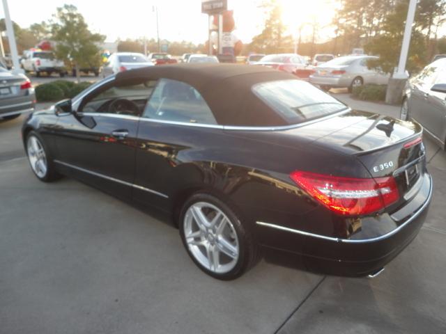 Mercedes-Benz E-Class 2013 photo 4