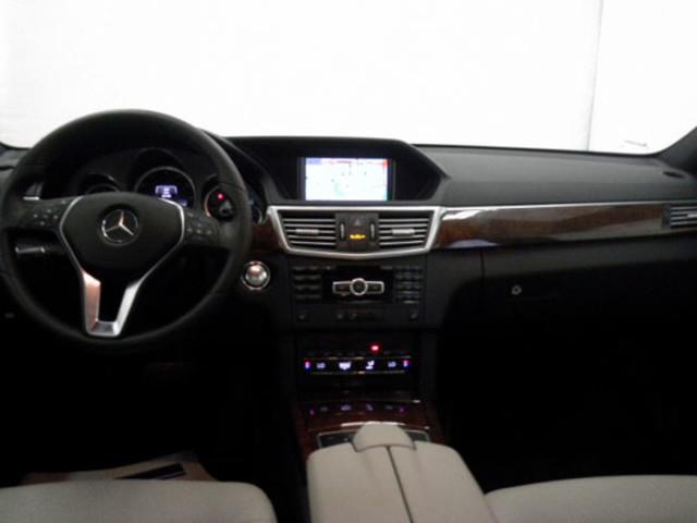 Mercedes-Benz E-Class 2013 photo 4