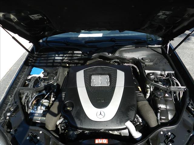 Mercedes-Benz E550 2007 photo 15
