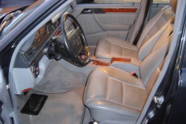 Mercedes-Benz E Class Unknown Sedan