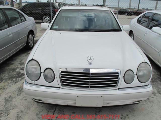 Mercedes-Benz E Class 1996 photo 1