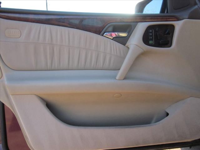 Mercedes-Benz E Class 1997 photo 3