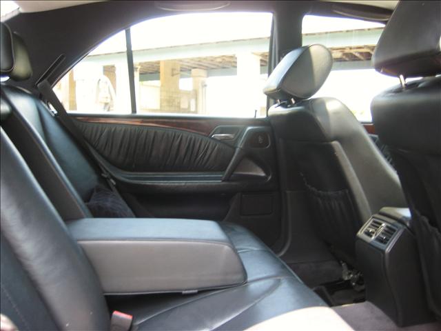 Mercedes-Benz E Class 1998 photo 3